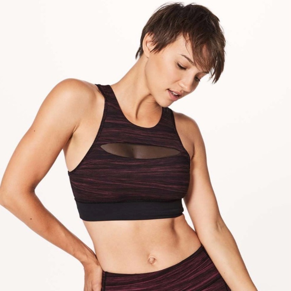 Lululemon sz 8 Run The Day Bra Low Tide Blush Berry/ Black Striped Sports Bra